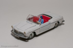 Dinky Toys 528 - Peugeot 404 cabriolet