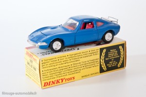 Dinky Toys 1421 - Opel 1900 GT