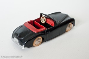 Dinky Toys 24S - Simca 8 Sport - pare-brise épais