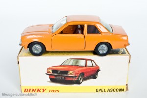 Dinky Toys 1543 - Opel Ascona - modèle fabriqué en Espagne