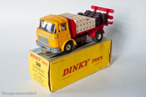 Dinky Toys 588 - Berliet GAK plateau brasseur