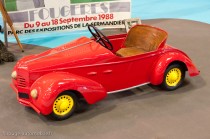 Rétro Passion Rennes - voiture de manège ancien 