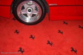 Manoir de l'automobile de Lohéac - la salle des Ferrari