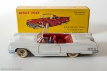 Dinky Toys 555 - Ford Thunberdird cabriolet