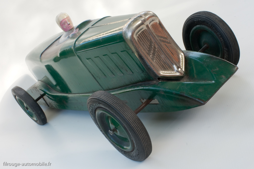 Citoën Rosalie V de record - Jouet Citroën réf. 75, échelle 1/10ème, année 1933