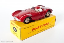 Dinky Toys 22A - Maserati 2000 sport 
