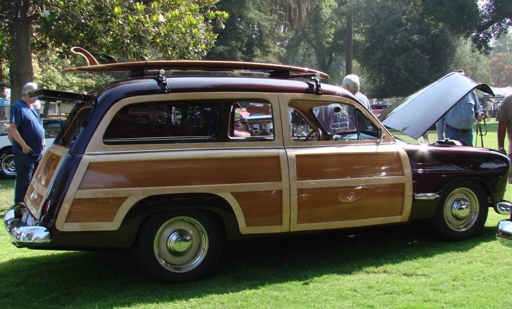 Ford 1950 woodie (photo Wikipédia)