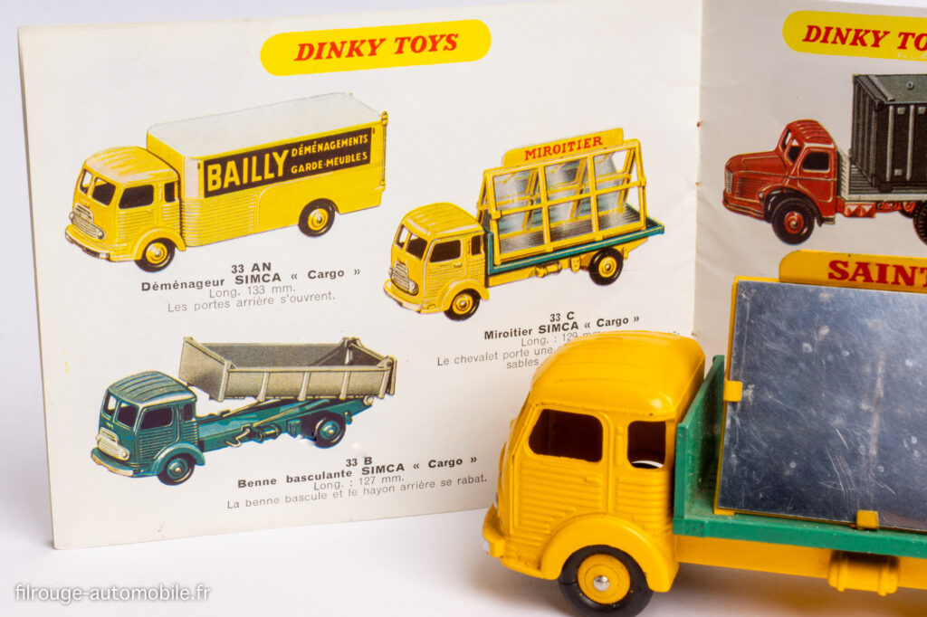 Dinky Toys - Série des Simca Cargo 